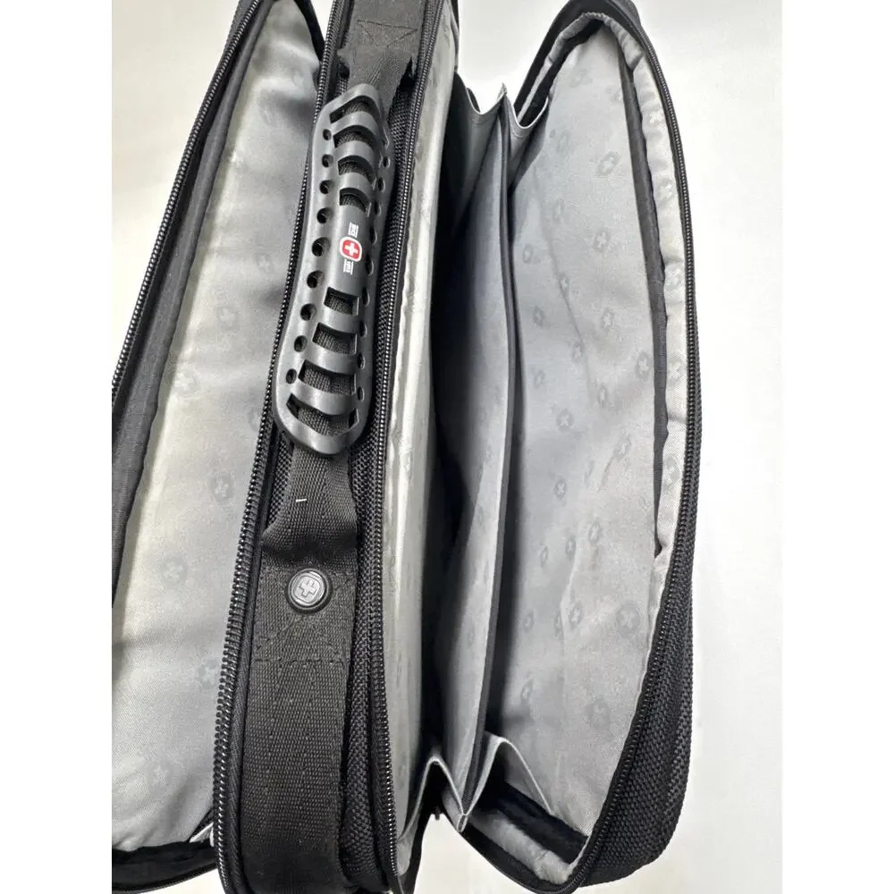 Wenger SwissGear The Grip 3950 Black Laptop Briefcase Messenger Bag Padded
